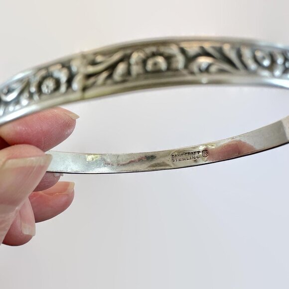 Danecraft Bangle, Felch, Sterling Silver, Early Piece, Flowers, Leaves, Embossed - Picture 2 of 4